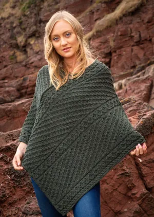 Aran Merino Wool V Poncho | Army Green