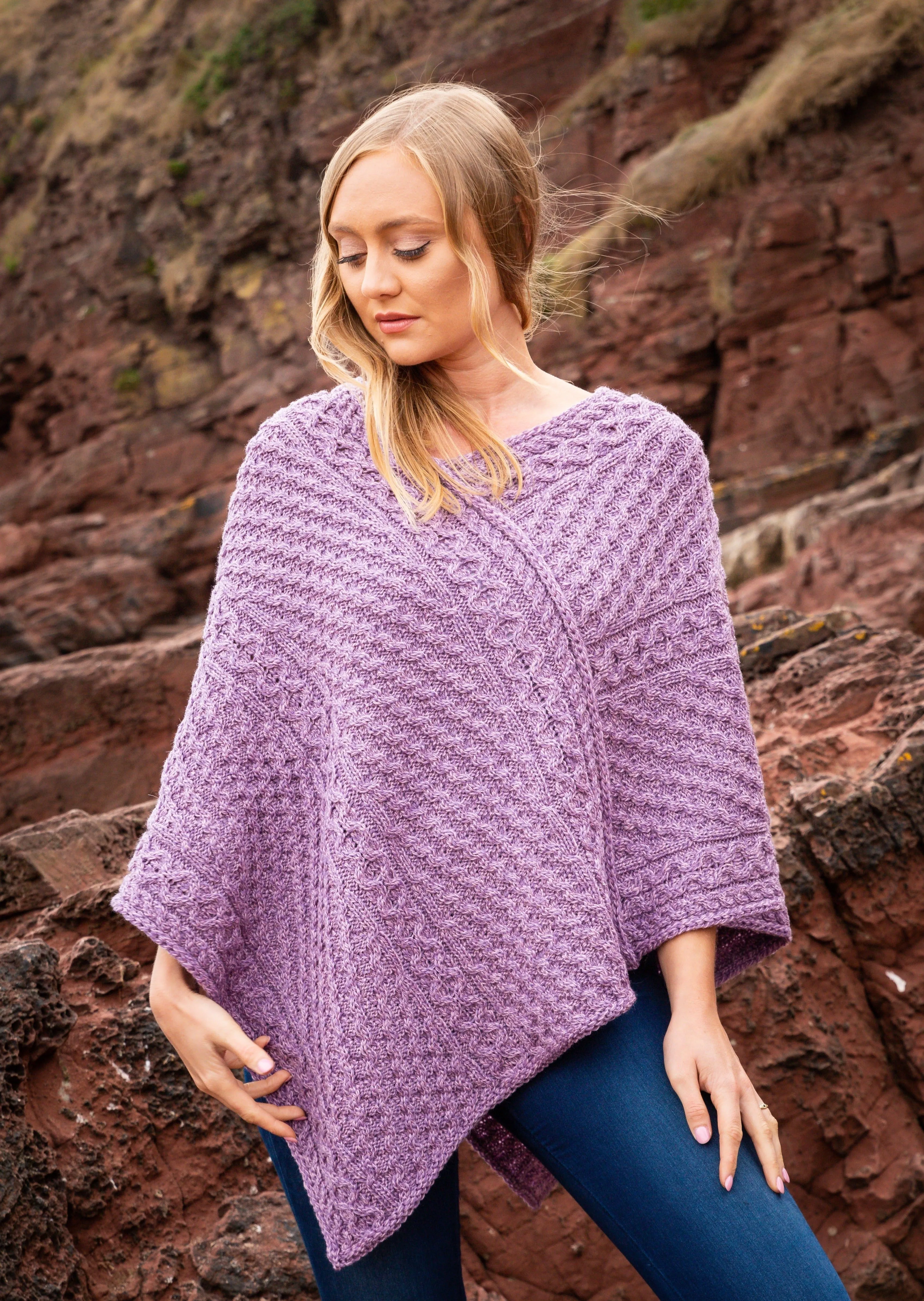 Aran Merino Wool V Poncho | Lavender