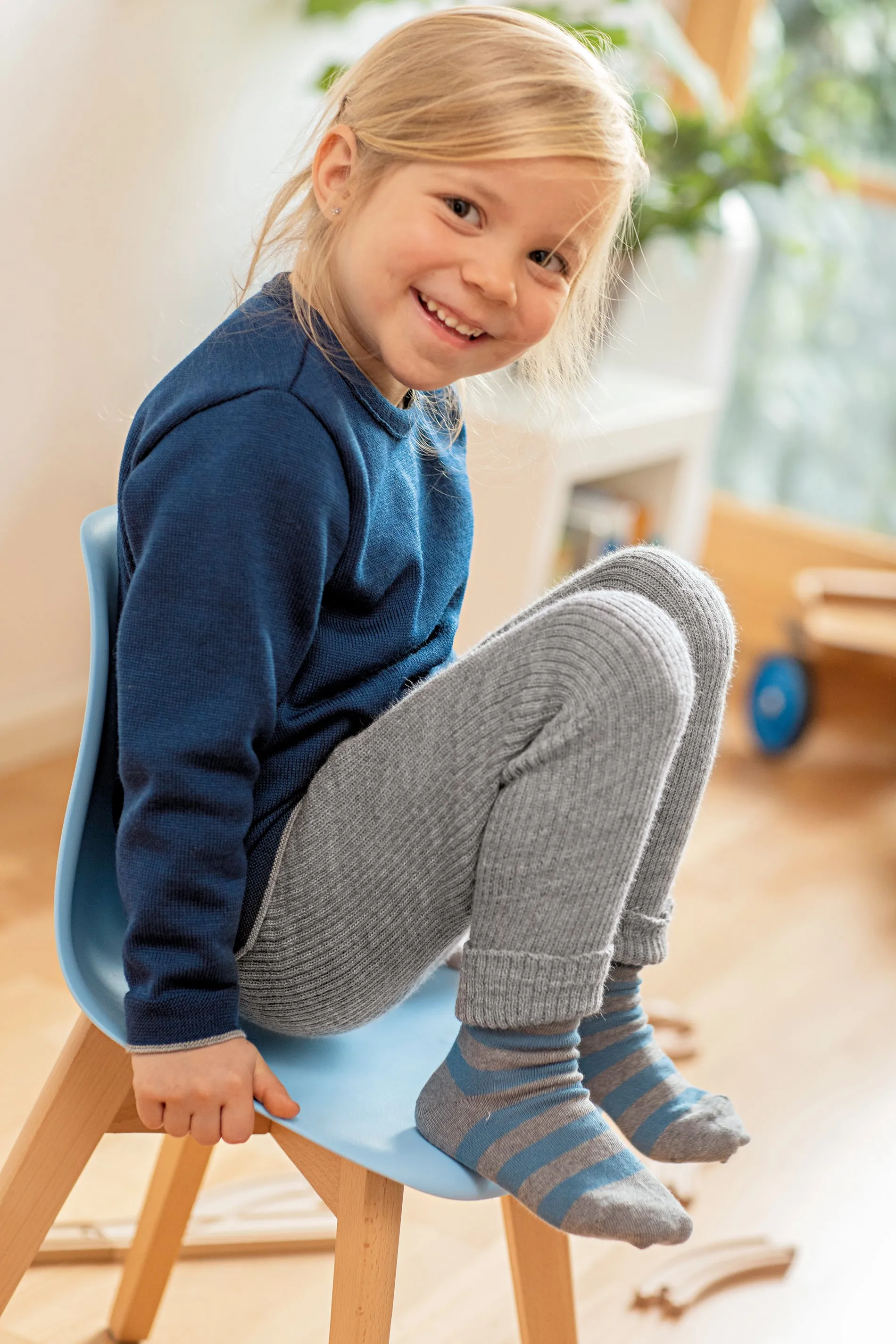 KNITTED LEGGINGS - gray