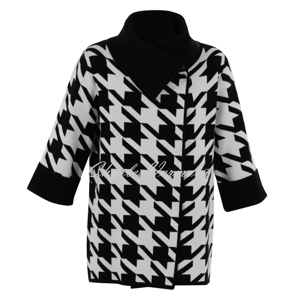 Marble Houndstooth Cardigan - Style 7190-104 (Ivory / Black)