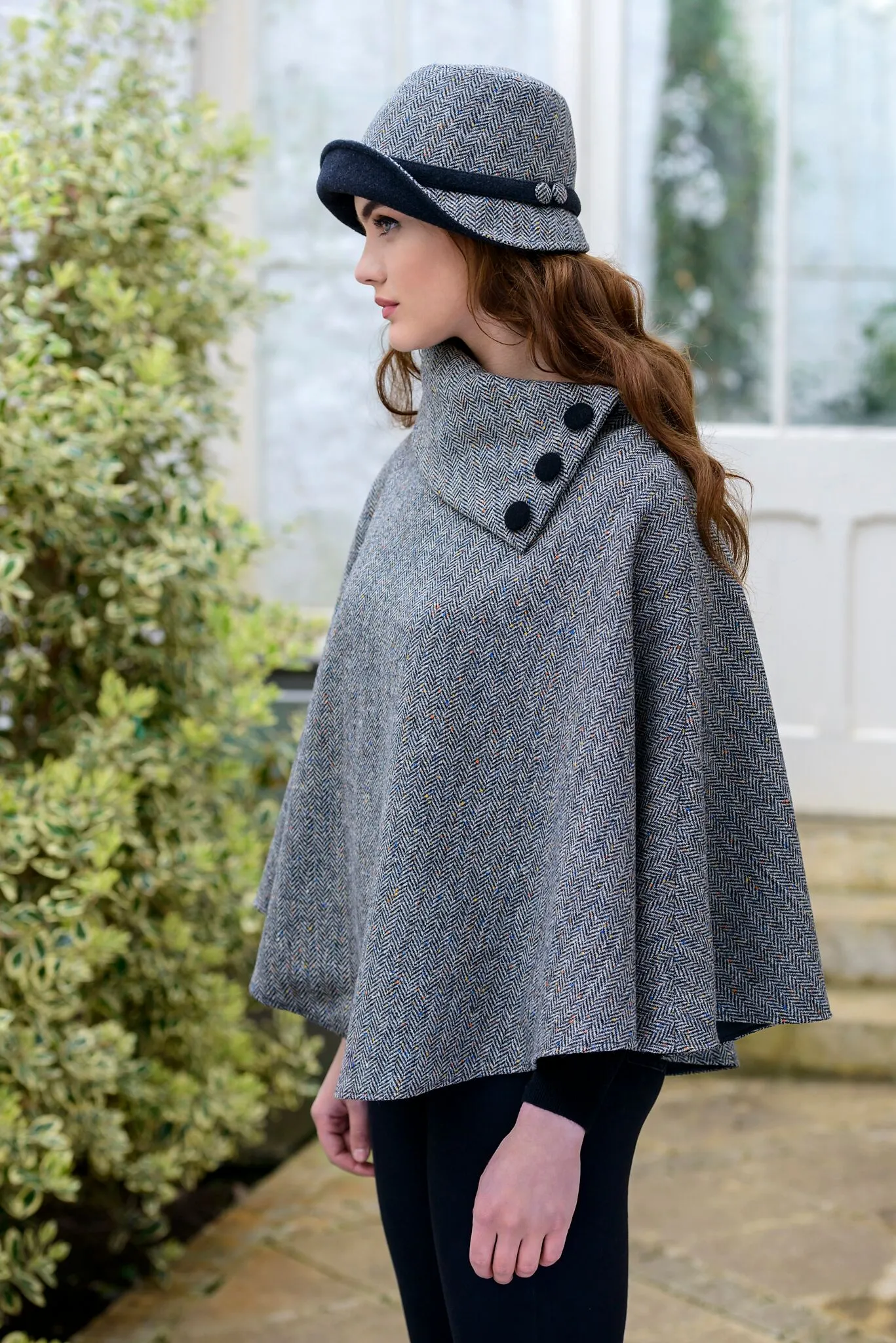 Mucros Poncho | Grey Herringbone